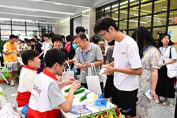 AG尊时凯龙助力大学生抗艾防艾宣传教育项目再起航